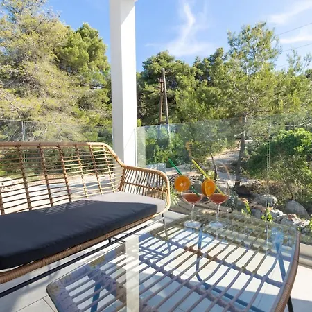 Villa Parisa
